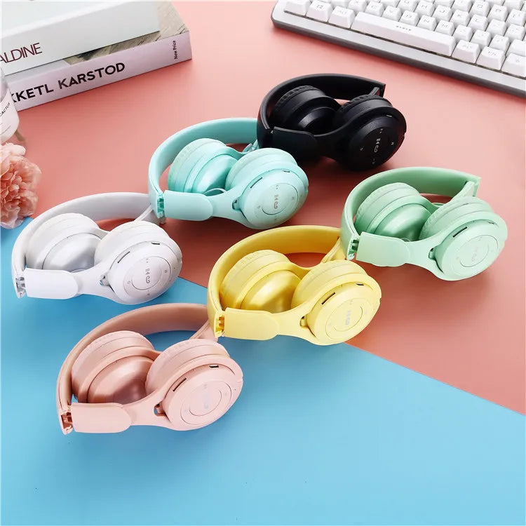 Auriculares Macaron para adolescentes.