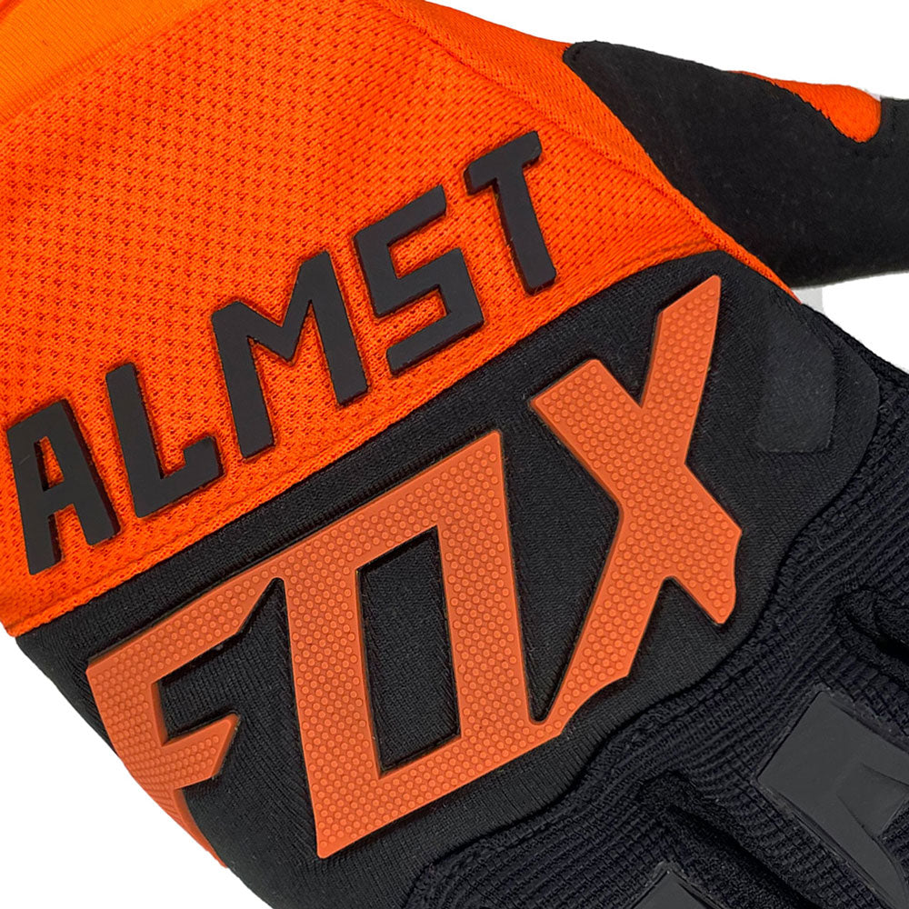 Guantes Fox.