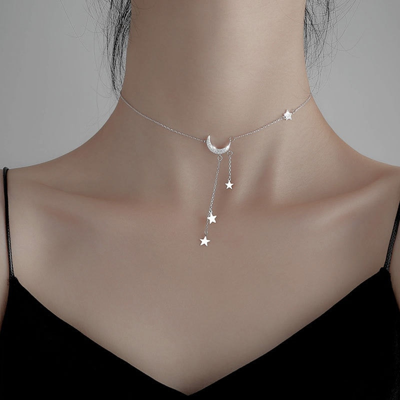 Collar de estrella y luna.